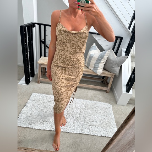 Forever 21 tan beige Snake Print Ruched Midi Dress with Spaghetti Straps Fall M - Picture 1 of 15